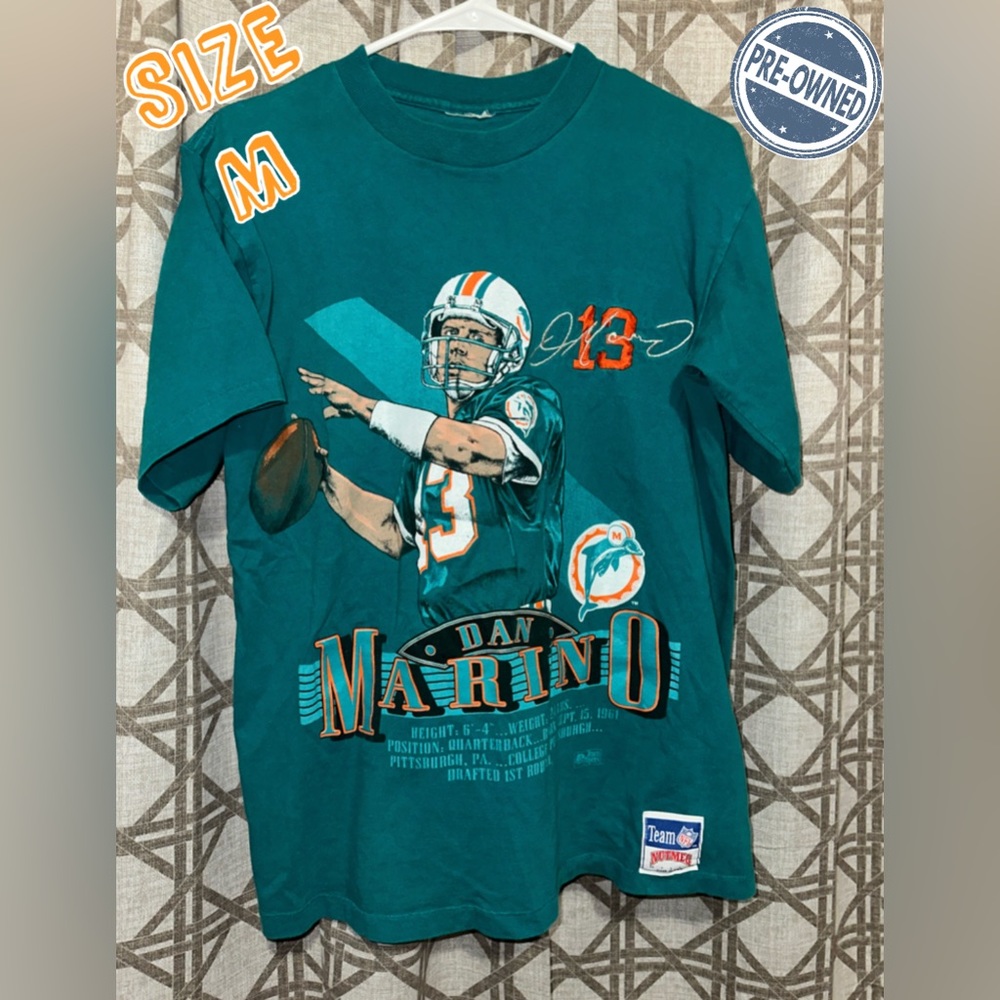 Vintage Nutmeg Miami Dolphins QB Dan Marino tee RARE SIZE MEDIUM